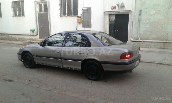 Opel Omega 1996, 196,000 km - 2.0 l - Sumqayıt