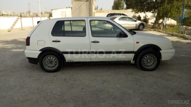 Volkswagen Golf 1994, 196,625 km - 2.0 л - Bakı