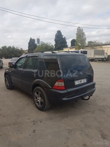 Mercedes ML 320 2001, 259,000 km - 3.2 l - Bakı
