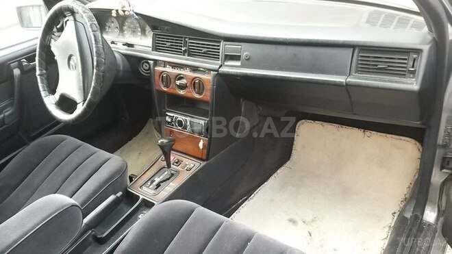Mercedes 190 1991, 300,500 km - 2.0 л - Bakı