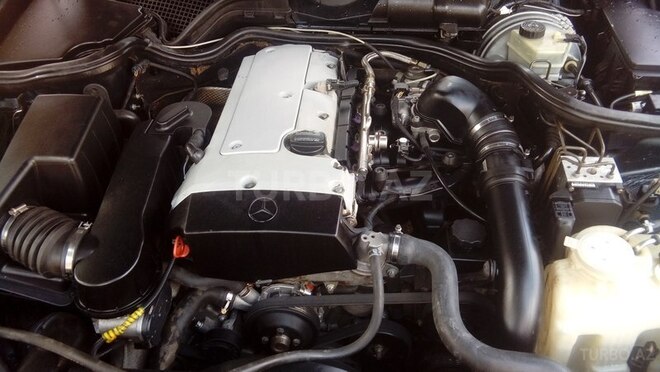 Mercedes E 200 2001, 220,882 km - 2.0 l - Bakı