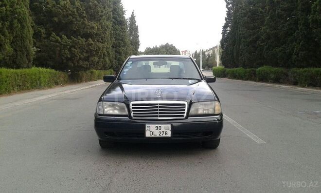 Mercedes C 220 1995, 198,000 km - 2.2 l - Sumqayıt
