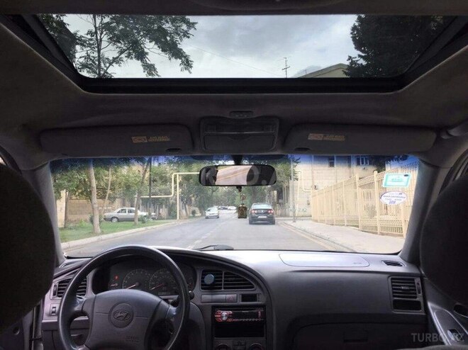 Hyundai Elantra 2001, 174,400 km - 2.0 l - Bakı