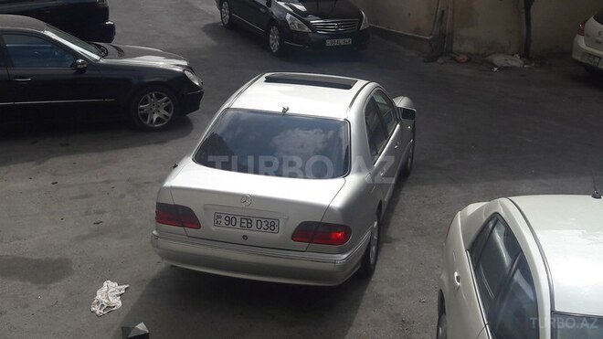 Mercedes E 230 1995, 355,555 km - 2.3 l - Bakı