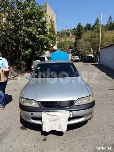 Opel Vectra 1997, 215,000 km - 2.0 l - Bakı