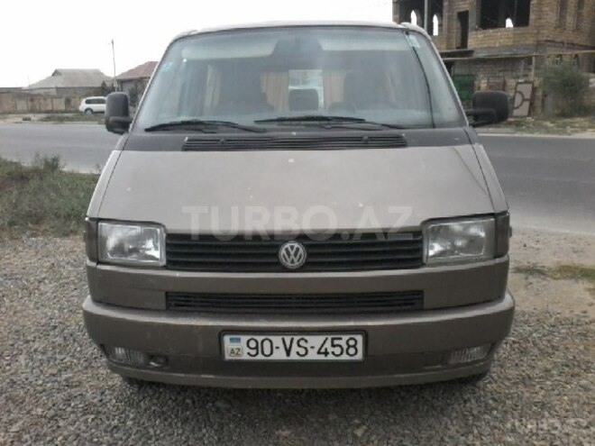 Volkswagen Caravelle 1995, 260,000 km - 2.4 л - Bakı