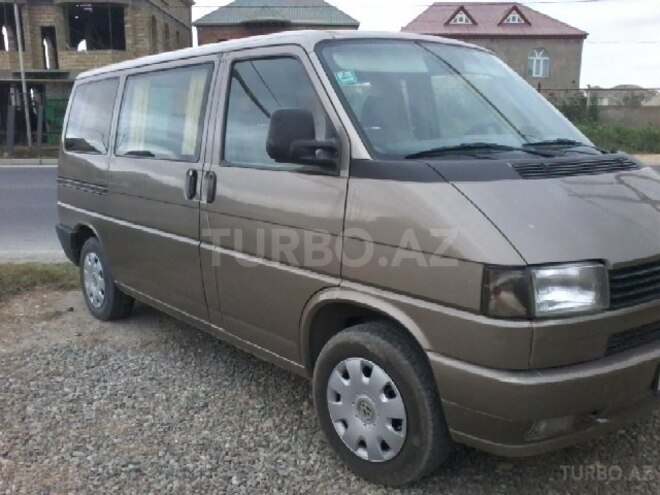 Volkswagen Caravelle 1995, 260,000 km - 2.4 л - Bakı