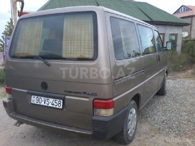 Volkswagen Caravelle 1995, 260,000 km - 2.4 л - Bakı