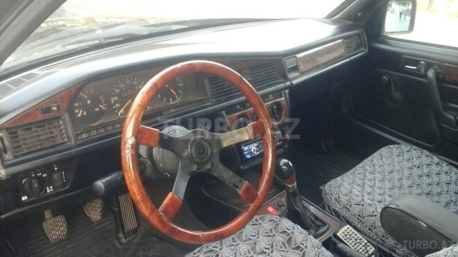 Mercedes 190 1991, 250,000 km - 1.8 l - Bakı