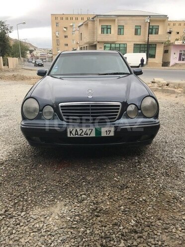 Mercedes E 270 2000, 326,000 km - 2.7 л - Bakı