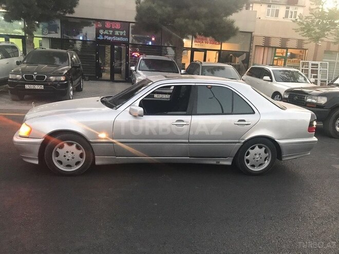 Mercedes C 200 1998, 265,400 km - 2.0 l - Sumqayıt