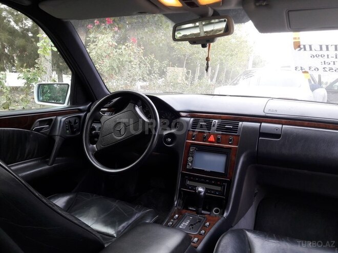 Mercedes E 320 1996, 315,000 km - 3.2 l - Şirvan