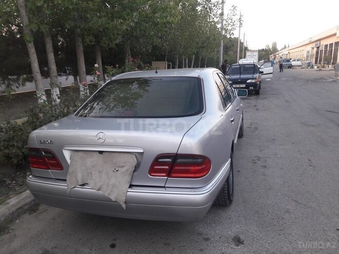 Mercedes E 320 1996, 315,000 km - 3.2 l - Şirvan