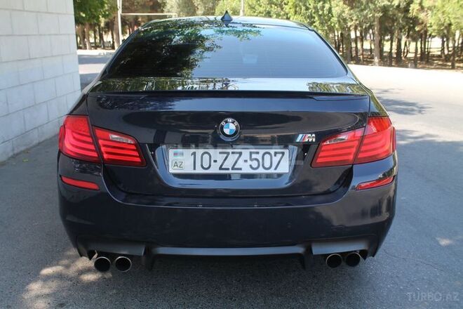 BMW 520 2013, 110,000 km - 2.0 л - Bakı