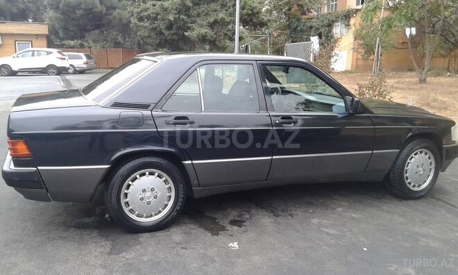 Mercedes 190 1991, 350,000 km - 2.3 l - Bakı
