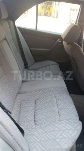 Mercedes C 220 1995, 386,000 km - 2.2 л - Bakı