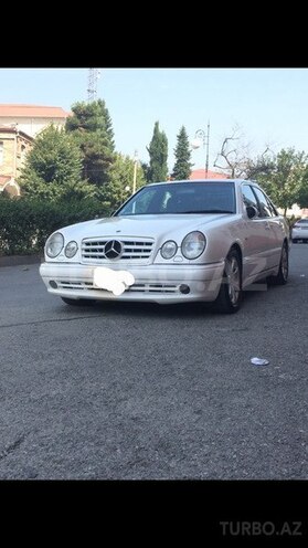 Mercedes  1999, 110,000 km - 0.3 l - Şəki