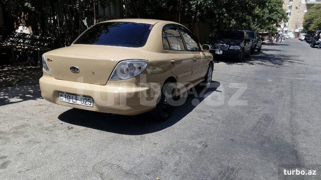 Kia Rio 2003, 150,000 km - 2.0 l - Bakı