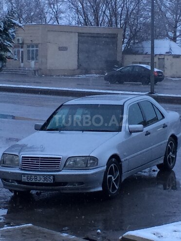 Mercedes C 240 1998, 320,000 km - 2.4 l - Yevlax