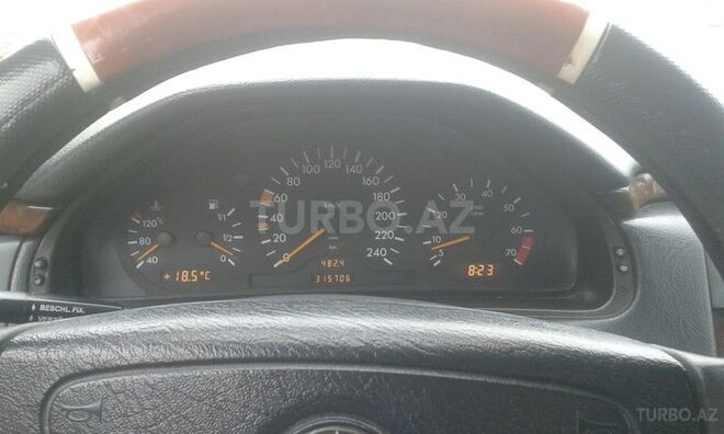 Mercedes E 230 1996, 315,706 km - 2.3 l - Bakı