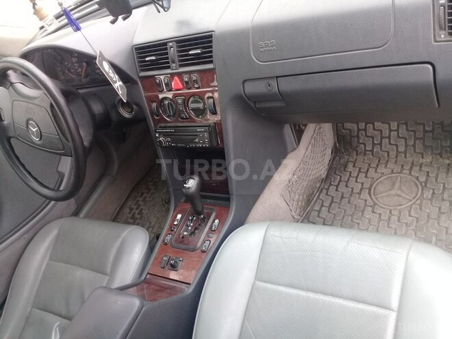 Mercedes C 200 1999, 195,633 km - 2.0 l - Sumqayıt