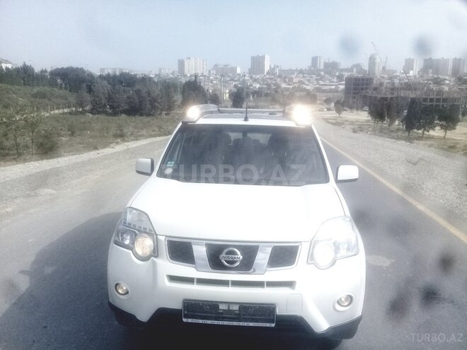 Nissan X-Trail 2011, 135,400 km - 2.5 l - Bakı