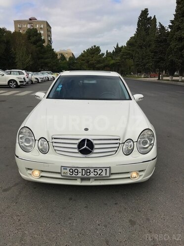 Mercedes E 240 2003, 111,124 km - 2.6 l - Sumqayıt