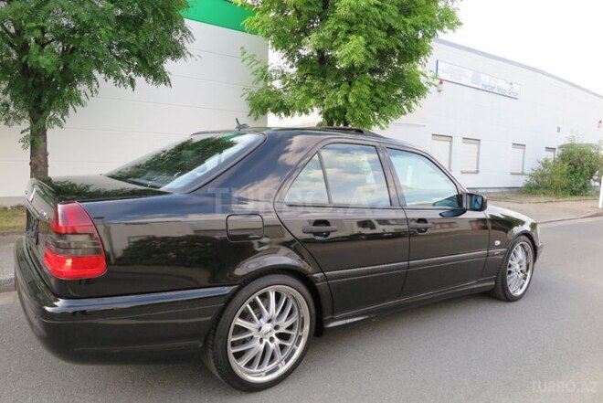 Mercedes C 220 2000, 171,000 km - 2.2 л - Bakı