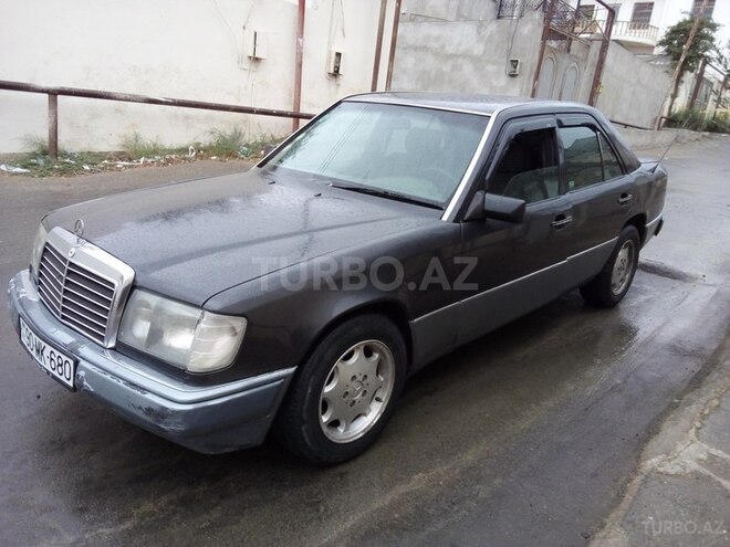 Mercedes E 200 1993, 360,000 km - 2.0 l - Bakı