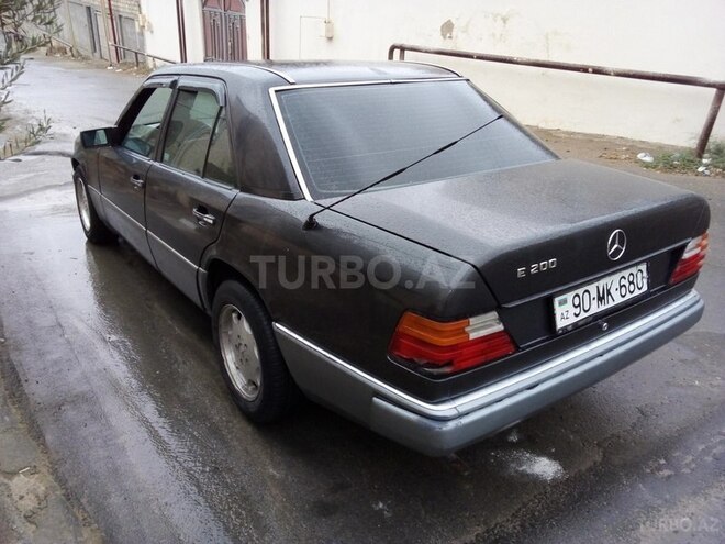 Mercedes E 200 1993, 360,000 km - 2.0 l - Bakı