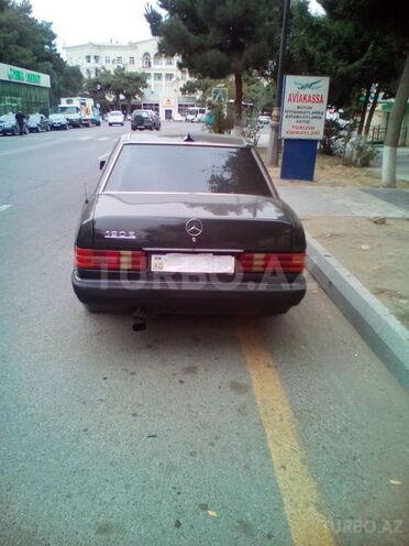 Mercedes 190 1990, 325,860 km - 2.0 l - Sumqayıt