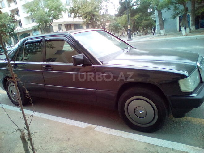Mercedes 190 1990, 325,860 km - 2.0 l - Sumqayıt