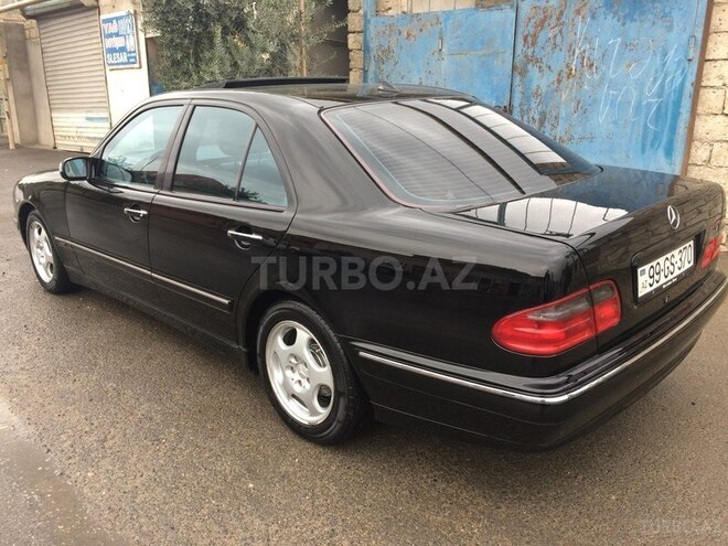Mercedes E 240 2000, 199,200 km - 2.6 л - Bakı