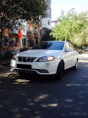 Daewoo Gentra 2014, 200,000 km - 1.5 l - Bakı