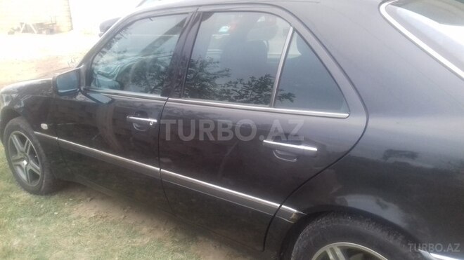 Mercedes C 220 1995, 219,148 km - 2.2 l - Sumqayıt