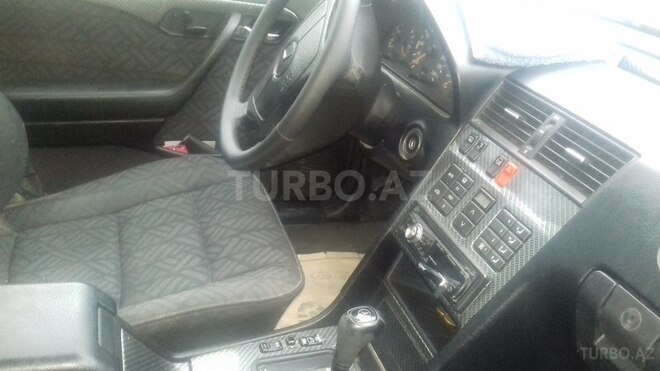Mercedes C 220 1995, 219,148 km - 2.2 l - Sumqayıt