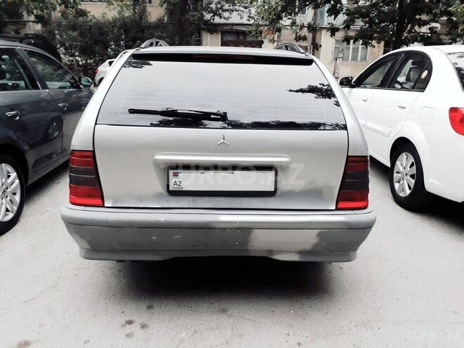 Mercedes C 220 1999, 390,000 km - 2.2 l - Bakı