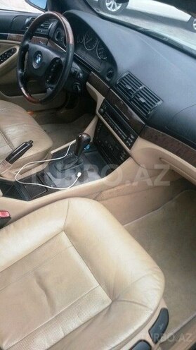 BMW 520 2003, 210,000 km - 2.2 l - Bakı