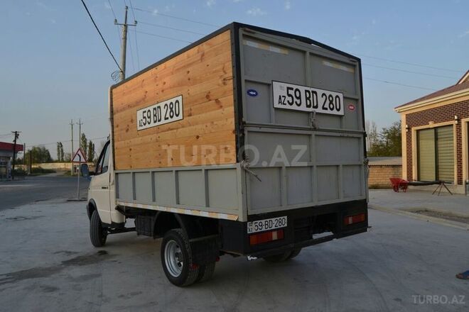GAZ 330202-740 2002, 300,000 km - 2.3 л - Şirvan