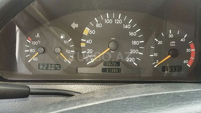 Mercedes C 220 1998, 313,800 km - 2.2 l - Bakı