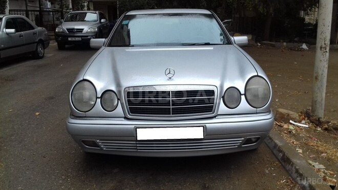 Mercedes E 230 1995, 340,000 km - 2.3 l - Bakı
