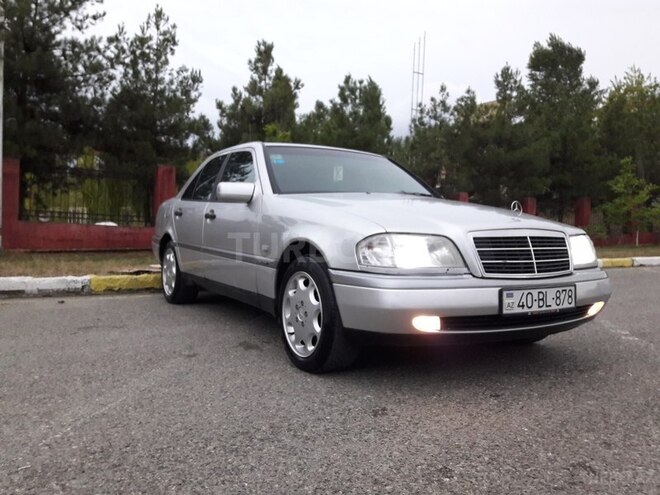 Mercedes C 180 1996, 339,000 km - 1.8 l - Quba