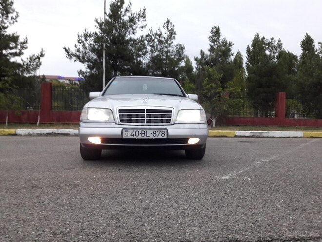 Mercedes C 180 1996, 339,000 km - 1.8 l - Quba