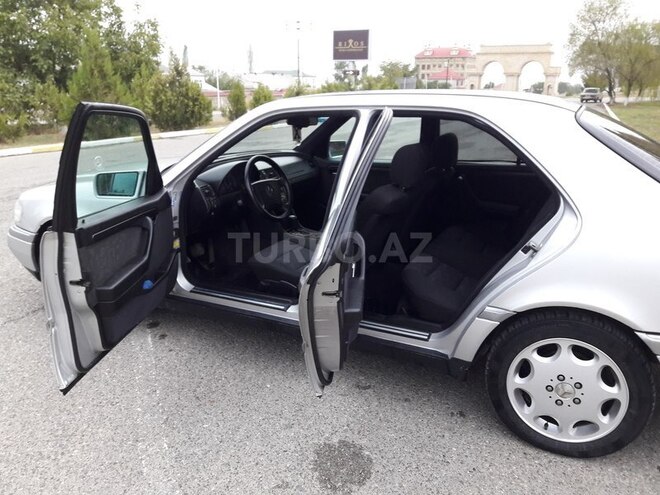 Mercedes C 180 1996, 339,000 km - 1.8 l - Quba