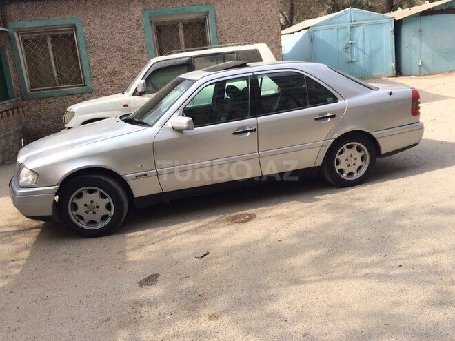 Mercedes C 180 1996, 276,000 km - 1.8 l - Sumqayıt