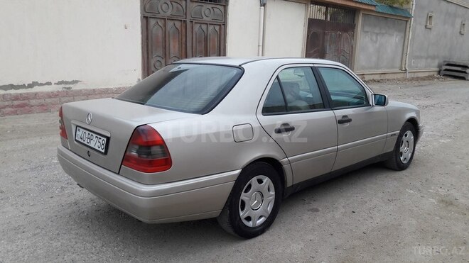 Mercedes C 250 1997, 370,000 km - 2.5 l - Bakı