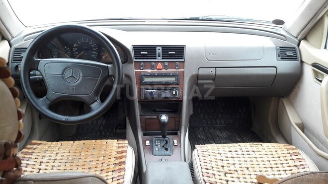 Mercedes C 250 1997, 370,000 km - 2.5 l - Bakı