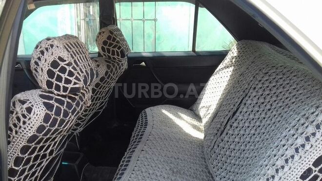 Mercedes E 200 1987, 150,000 km - 0.2 l - Bakı