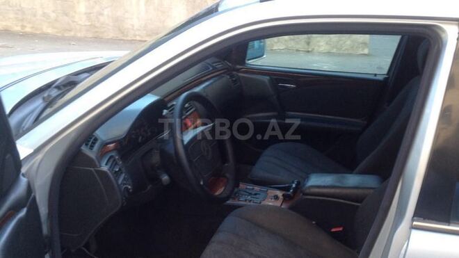 Mercedes E 230 1997, 349,837 km - 2.3 l - Bakı