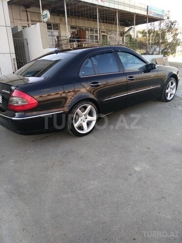 Mercedes E 200 2005, 240,000 km - 1.8 l - Bakı
